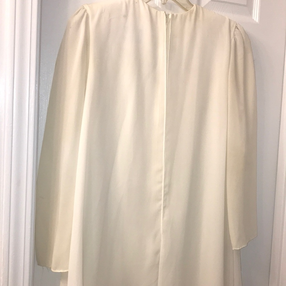 Dress - Picture 3 of 5